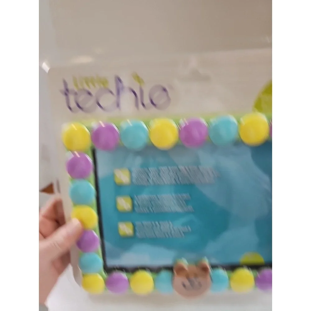 BRAND NEW! COLORFUL Childproof IPAD COVER LITTLE TECHIE FITS iPad‎ 2 & iPad 3